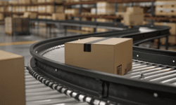 Sistema de escaneo de códigos de barras en almacén.